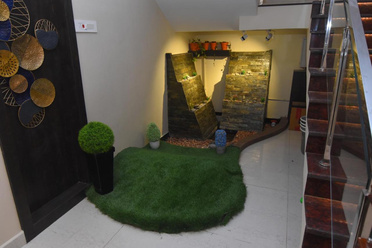 Hotel Atlantis Kumbakonam Buitenkant foto